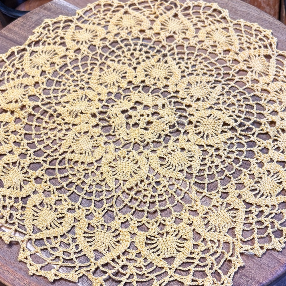 Vintage yellow/gold handmade doily